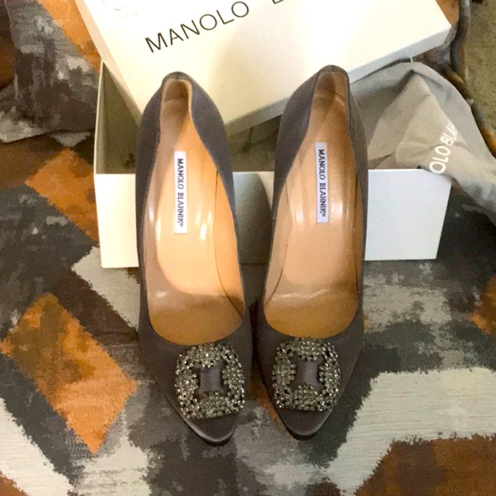 Manolo Blahnik 41 1/2 grey high heel